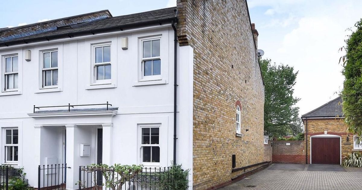 4 bedroom House for sale in Hamilton Mews, Southfields SW18 (For sale