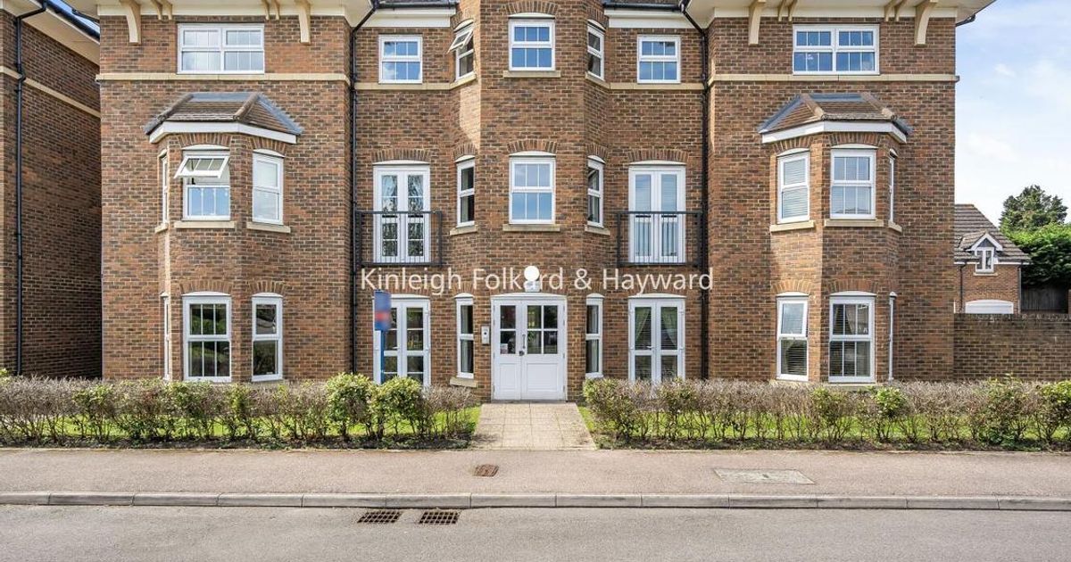 2 bedroom Flat for sale in Gardenia Road, Bickley BR1 (For sale) KFH