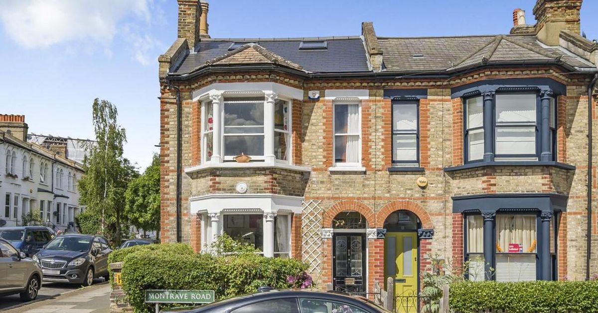 5 bedroom House for sale in Montrave Road, Penge SE20 (For sale) KFH