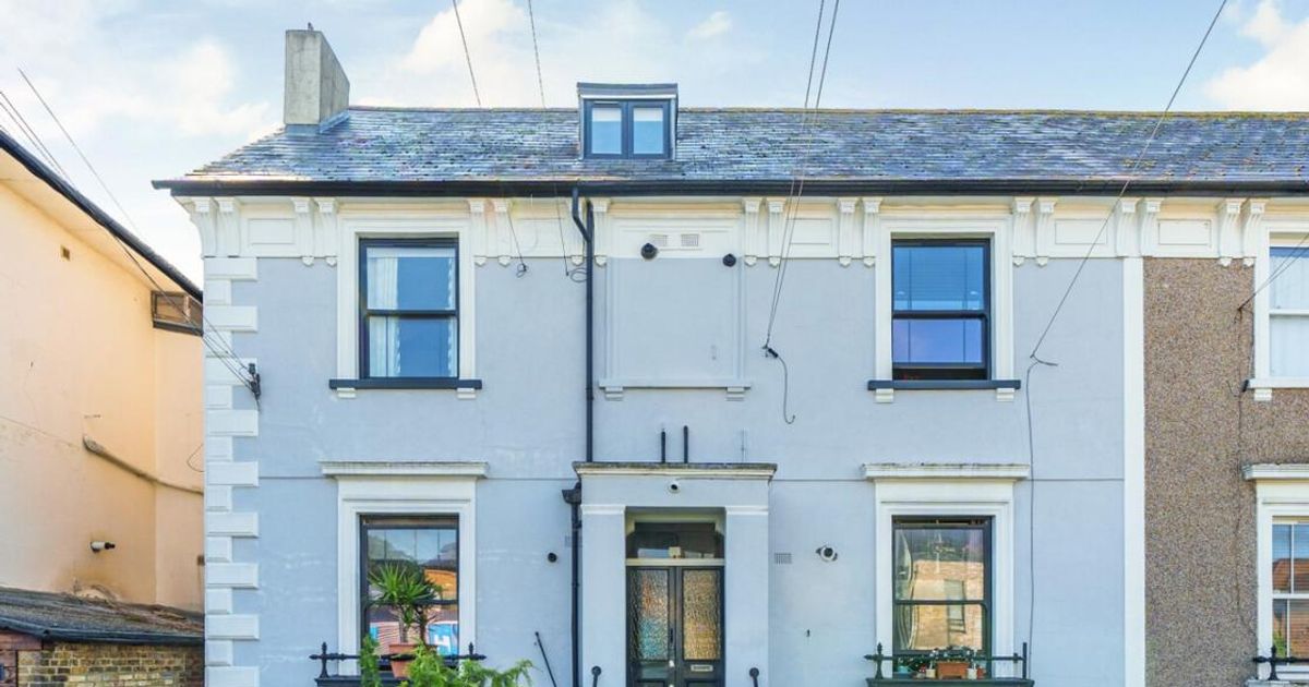 1 bedroom Flat to rent in Holmesdale Road, London SE25 (Let) KFH