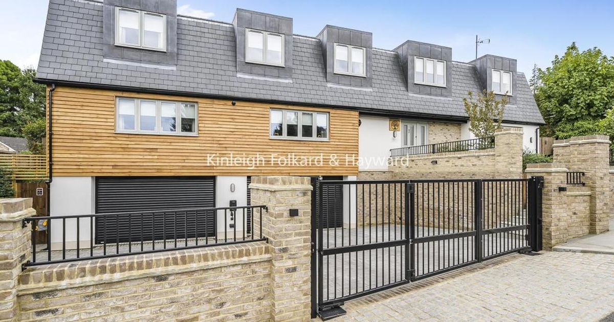 5 bedroom House for sale in Woodlands Road, Bickley BR1 (For sale) KFH