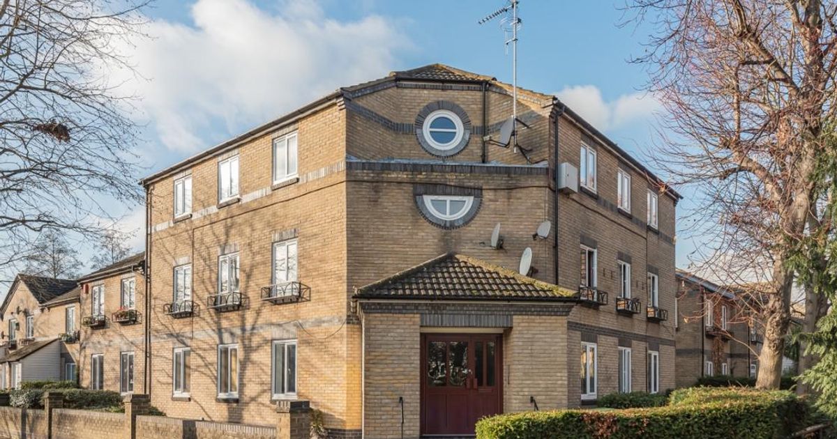 1 bedroom Flat to rent in Timber Pond Road, London SE16 (To let) KFH